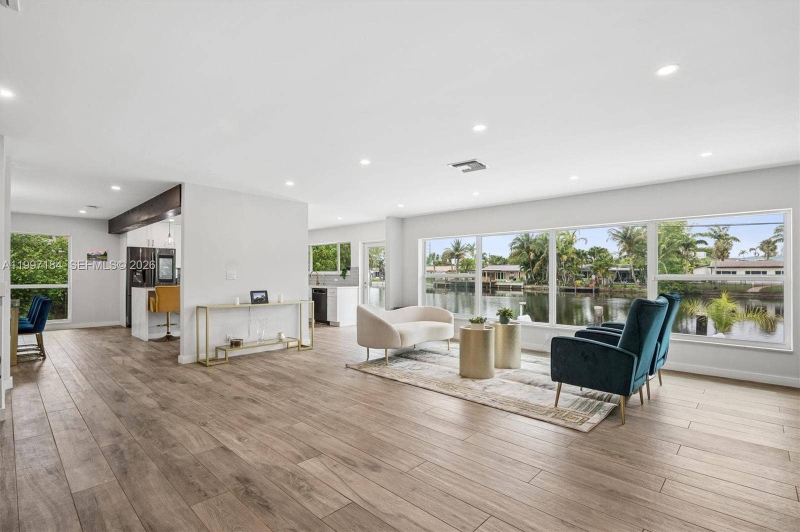 717 NW 30th Street, Wilton Manors, FL 33311 Photo 8