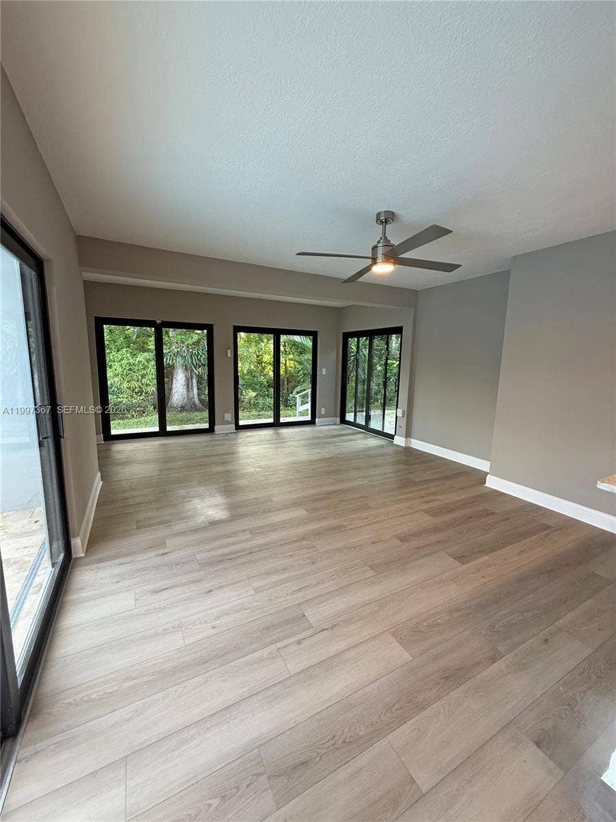 410 SW 56th Avenue, Plantation, FL 33317 Photo 9