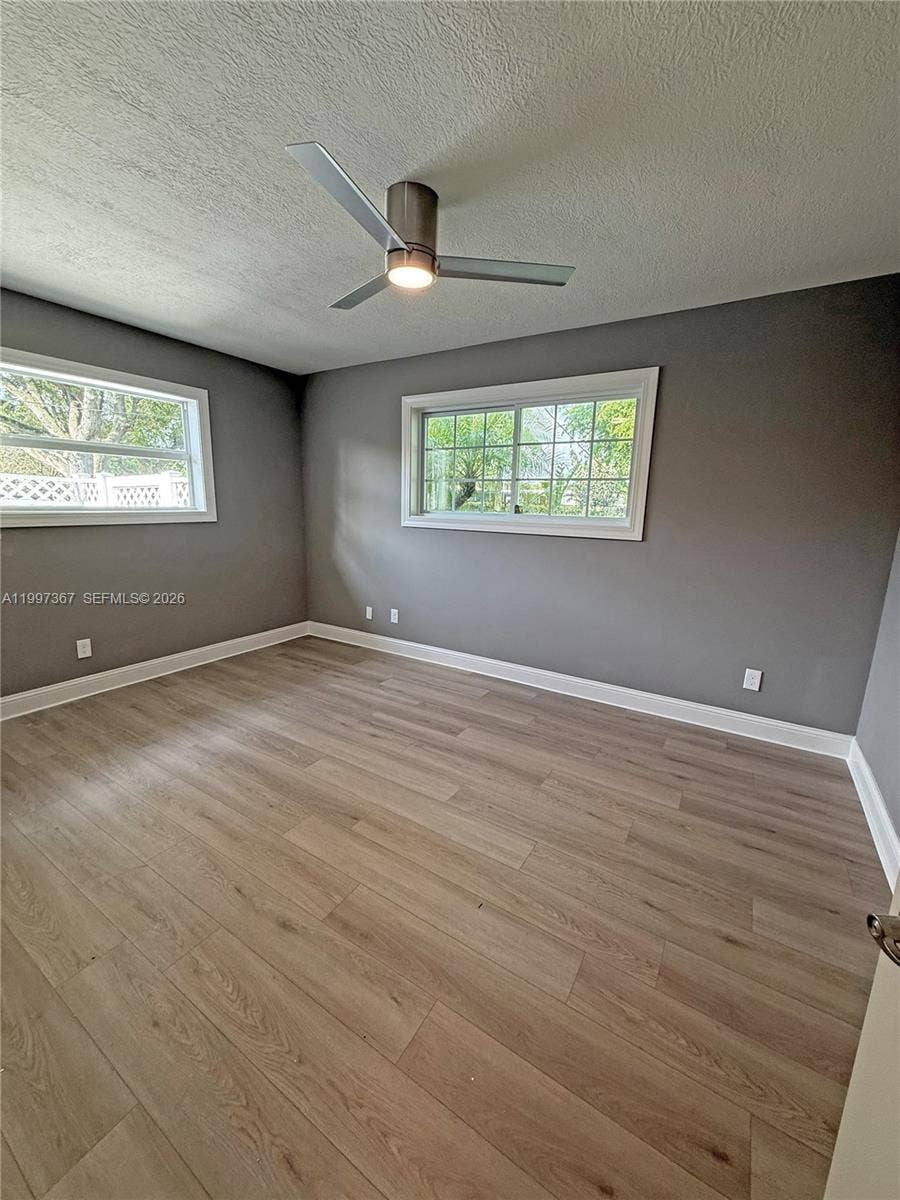 410 SW 56th Avenue, Plantation, FL 33317 Photo 8