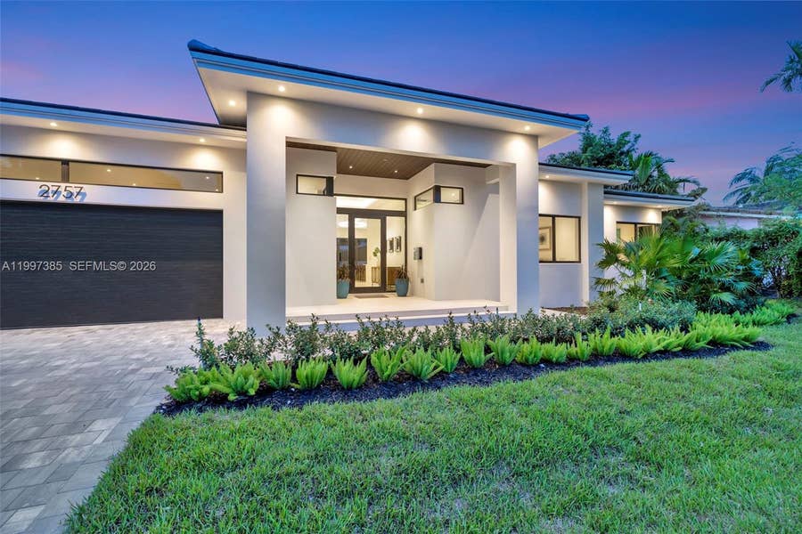 Property photo for 2757 NE 34 Street, Fort Lauderdale, FL