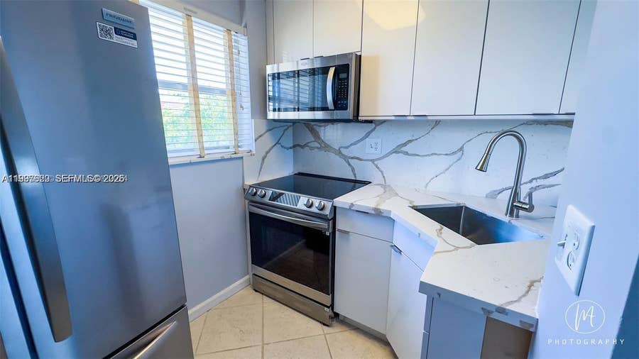 Property photo for 1731 SE 15th Street, #315, Fort Lauderdale, FL