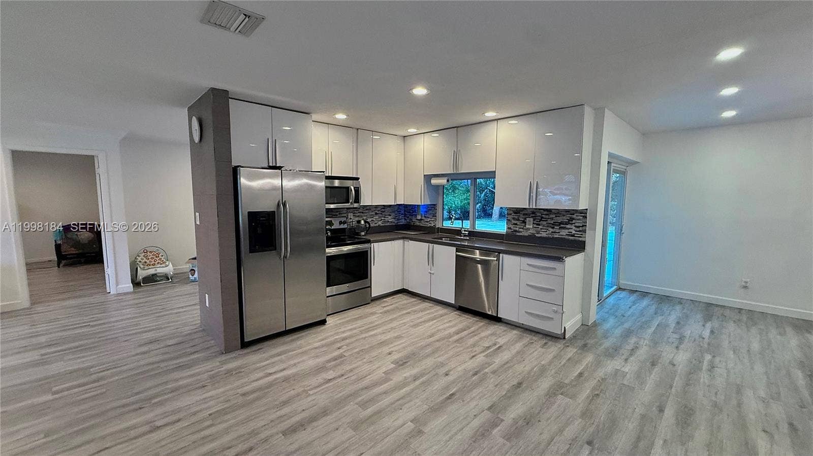 8404 SW 26th Street, Davie, FL 33324 Photo 8