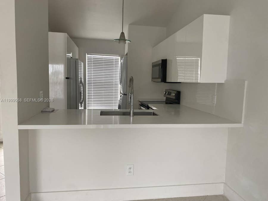 Property photo for 219 SE 8th Street, #601, Hallandale Beach, FL