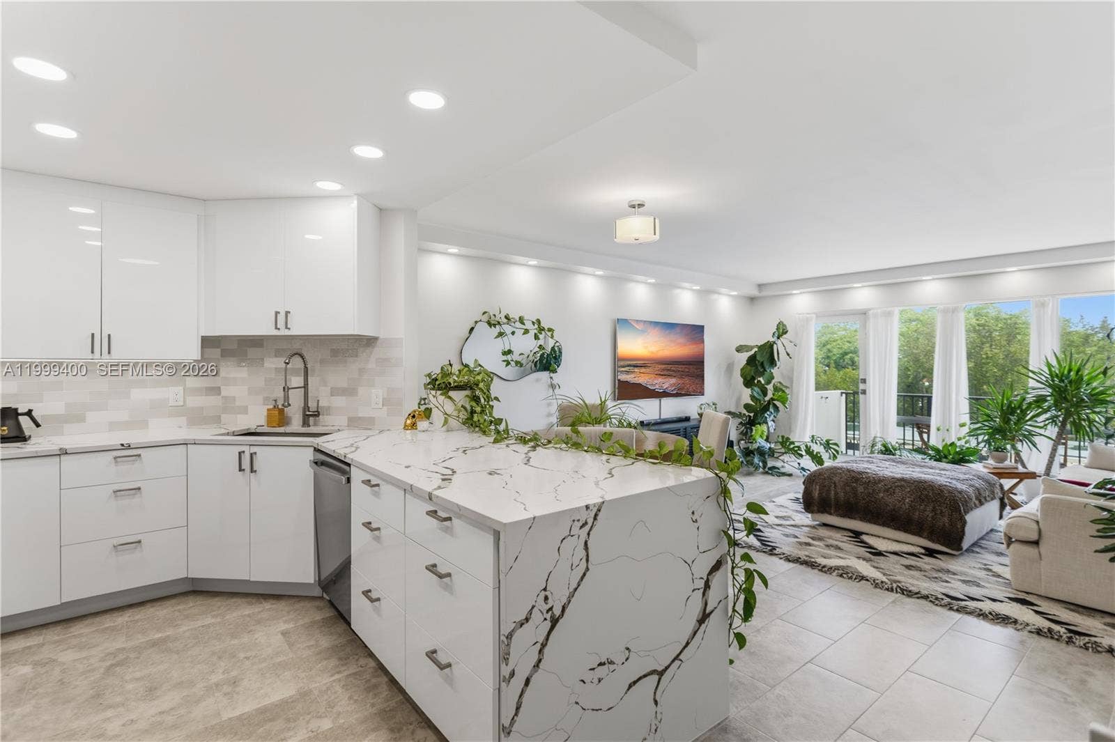 340 Sunset Drive, #407, Fort Lauderdale, FL 33301 Photo 2