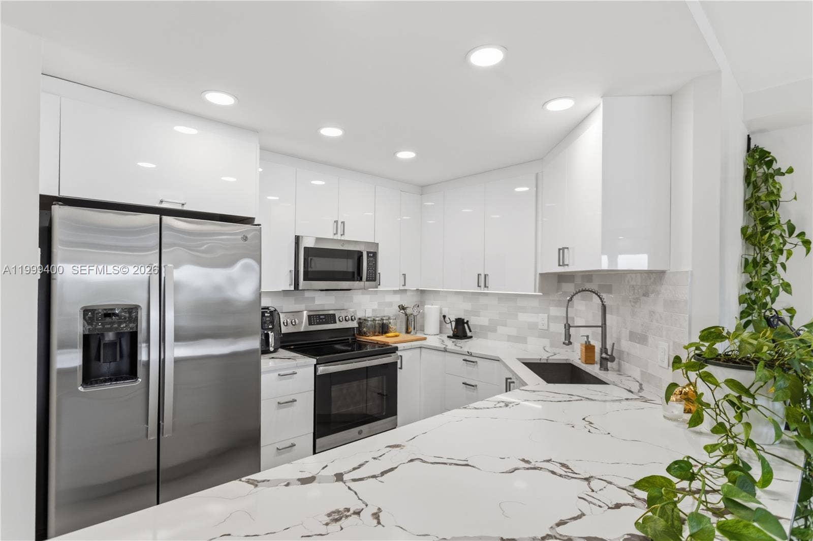 340 Sunset Drive, #407, Fort Lauderdale, FL 33301 Photo 13