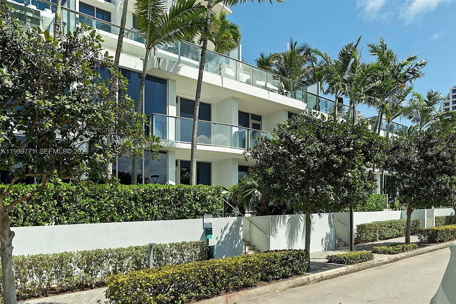 701 N Fort Lauderdale Beach Boulevard, #TH3, Fort Lauderdale, FL 33304 Photo 4