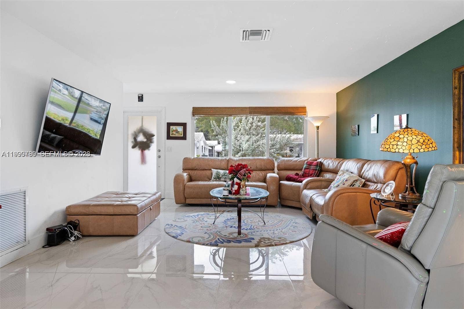 1086 NW 88th Way, Plantation, FL 33322 Photo 10