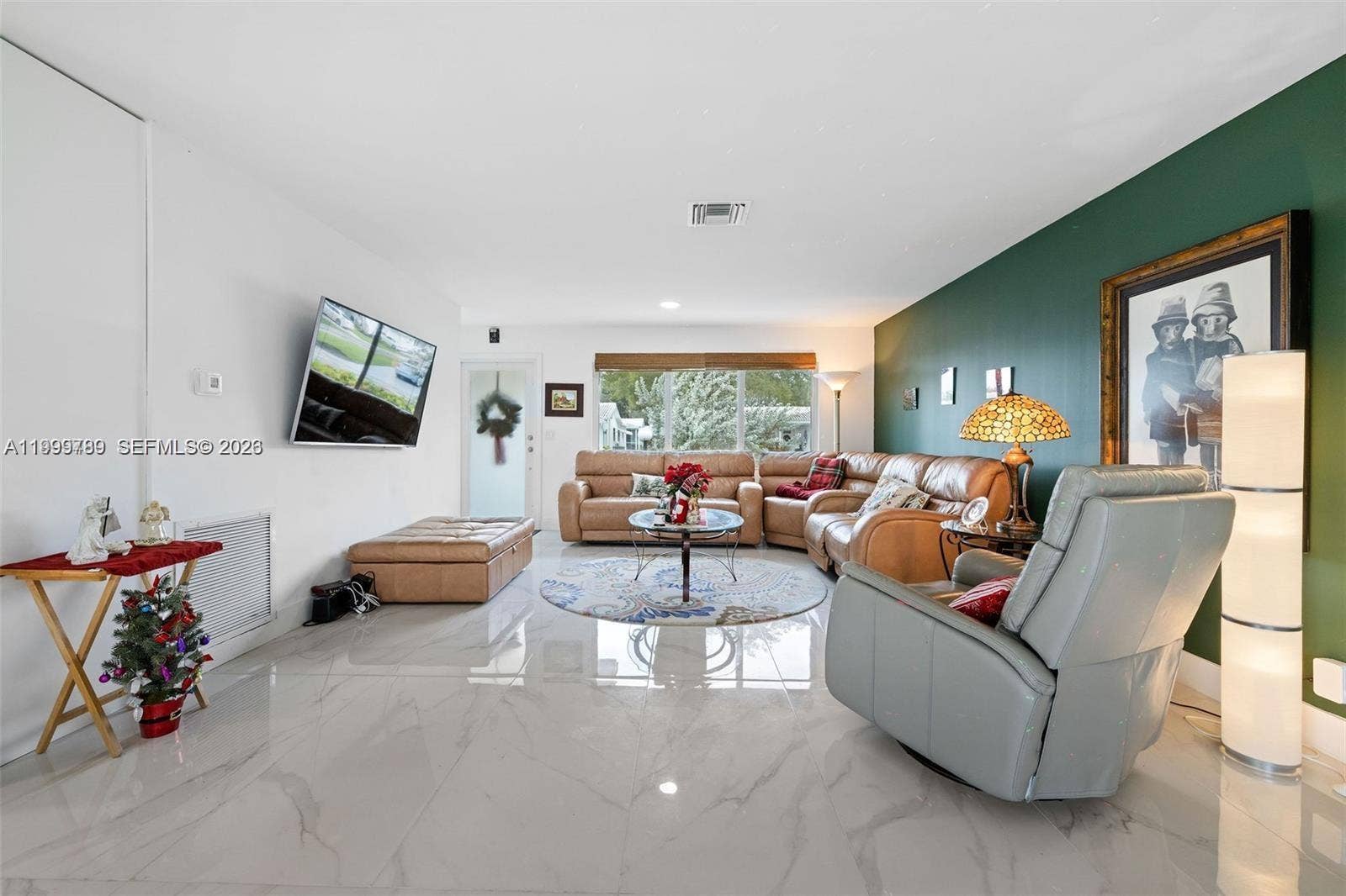 1086 NW 88th Way, Plantation, FL 33322 Photo 9
