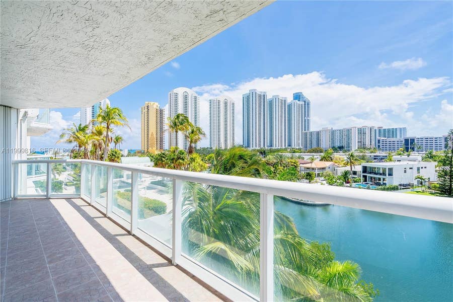 Property photo for 16500 Collins Avenue, #554, Sunny Isles Beach, FL