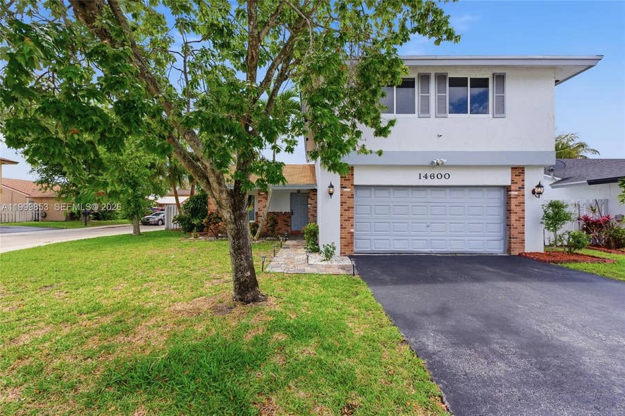 Property photo for 14600 Ashland Place, Davie, FL