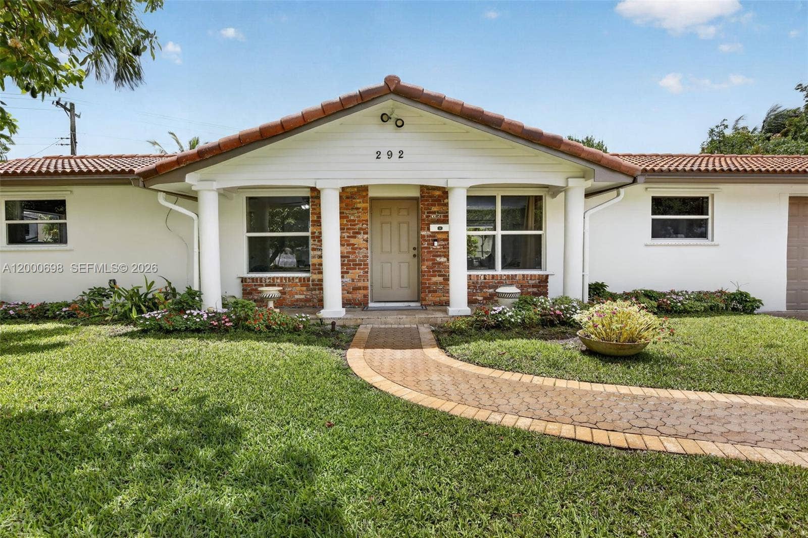 292 SW 52nd Avenue, Plantation, FL 33317 Photo 3