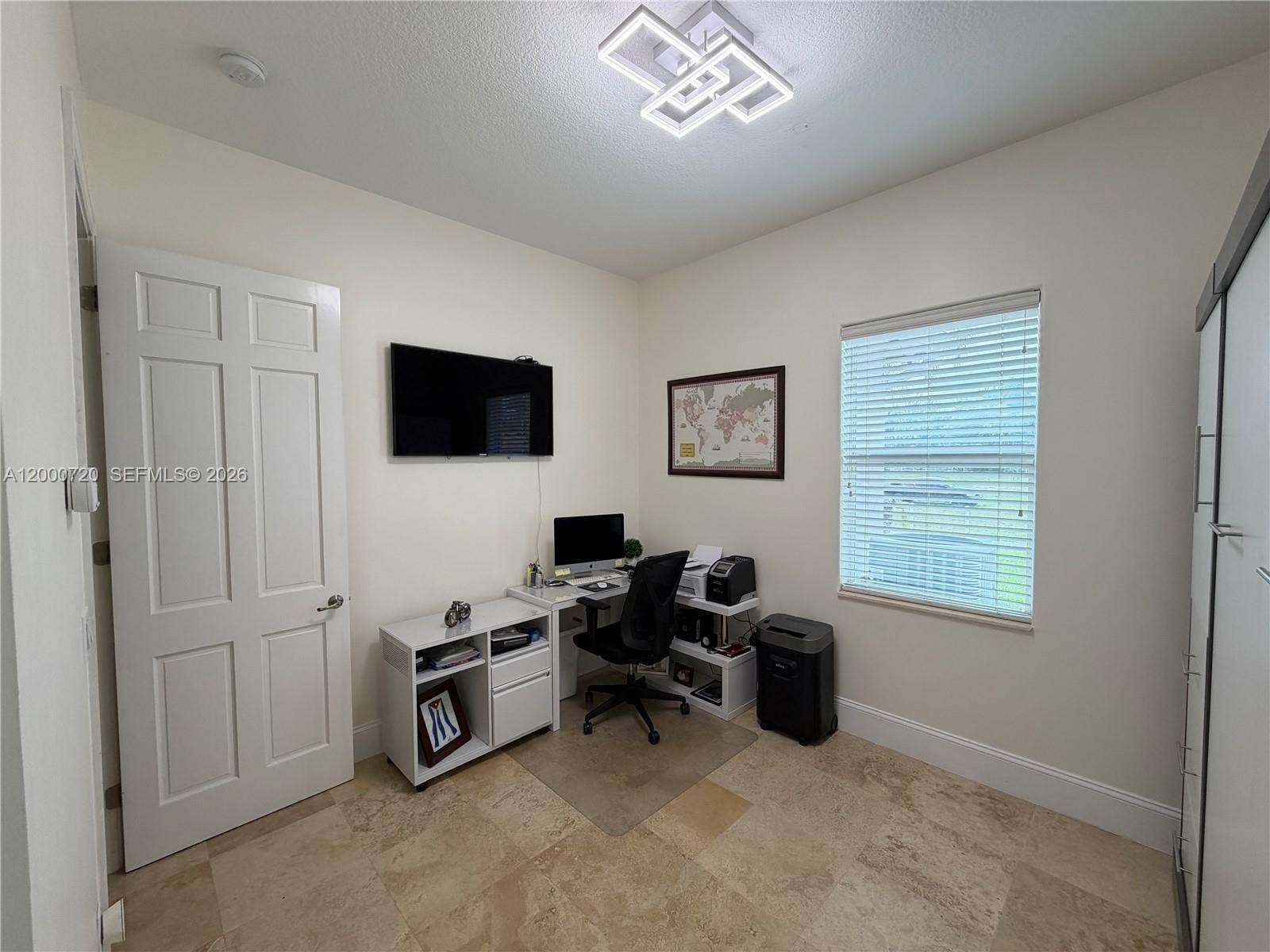 Bedroom 3/Office