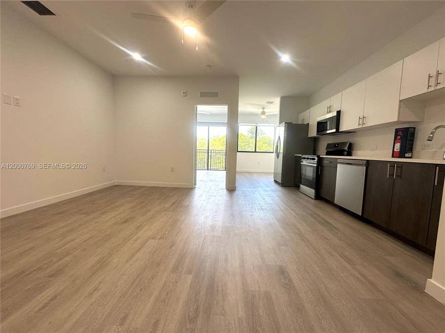 Property photo for 20 NE 19th Avenue, #304, Pompano Beach, FL