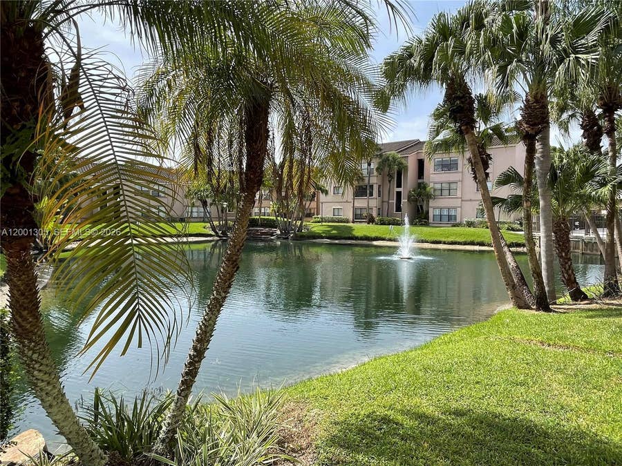 Property photo for 2826 S University Drive, #3101, Davie, FL