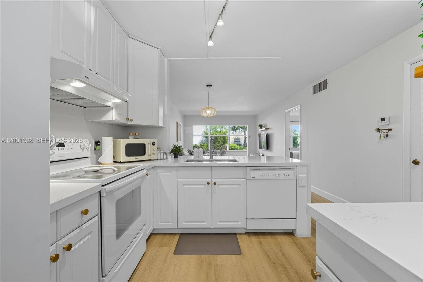 1501 S Ocean Boulevard, #117, Lauderdale By The Sea, FL 33062 Photo 9