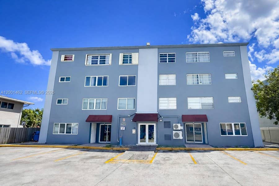 Property photo for 1060 Crystal Lake Drive, #401, Deerfield Beach, FL