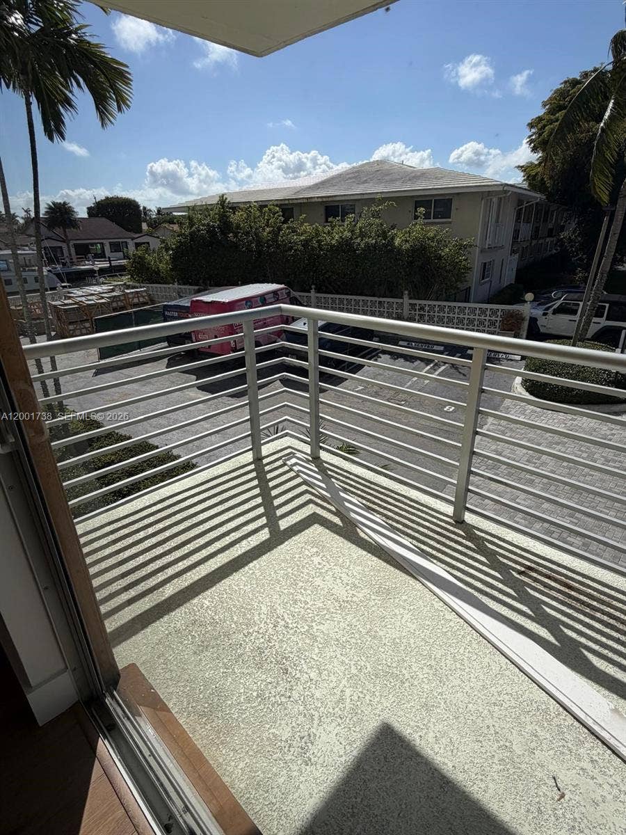 2900 NE 30th Street, #F2, Fort Lauderdale, FL 33306 Photo 27