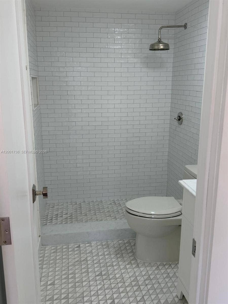 2900 NE 30th Street, #F2, Fort Lauderdale, FL 33306 Photo 20