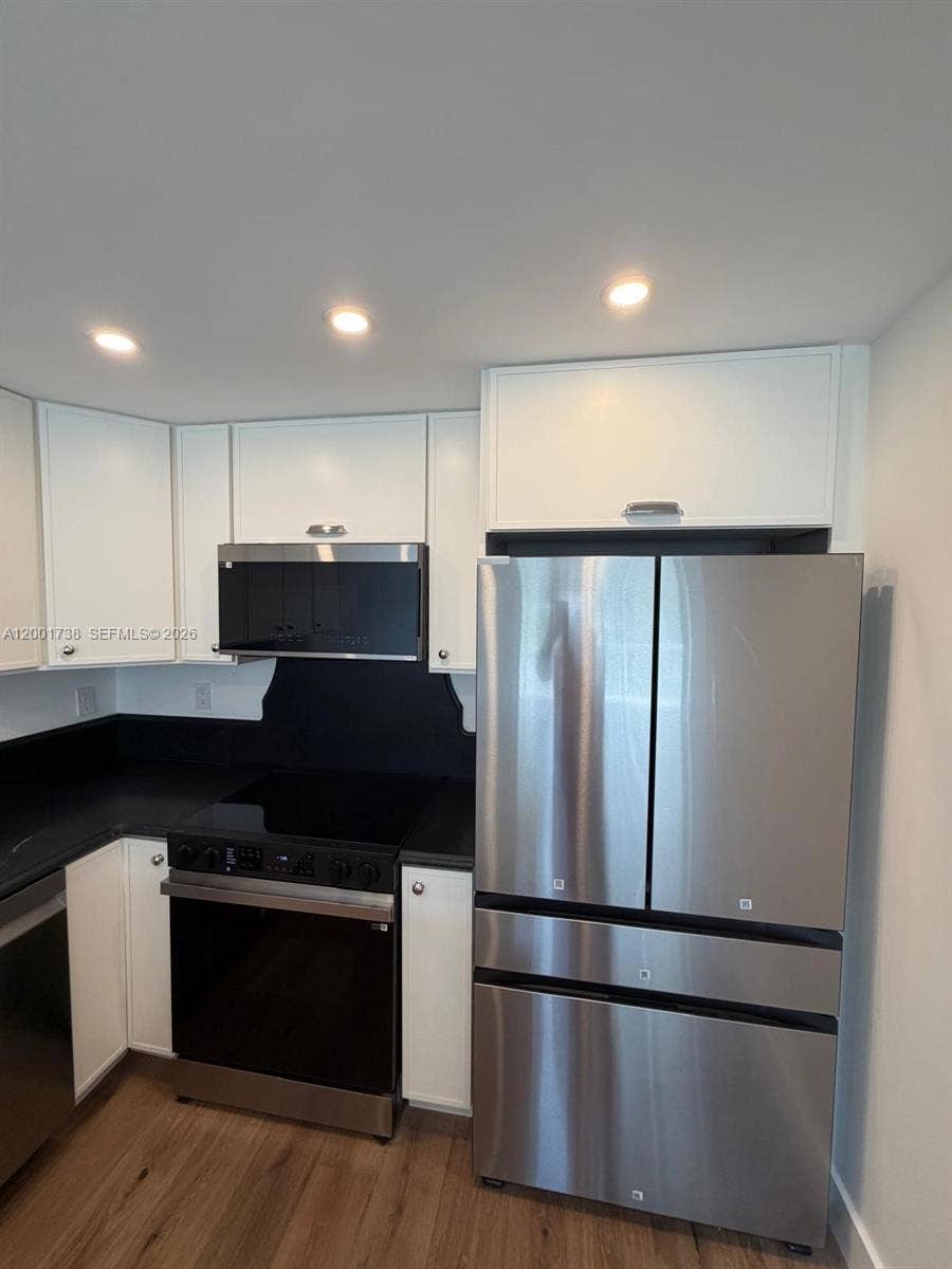 2900 NE 30th Street, #F2, Fort Lauderdale, FL 33306 Photo 9