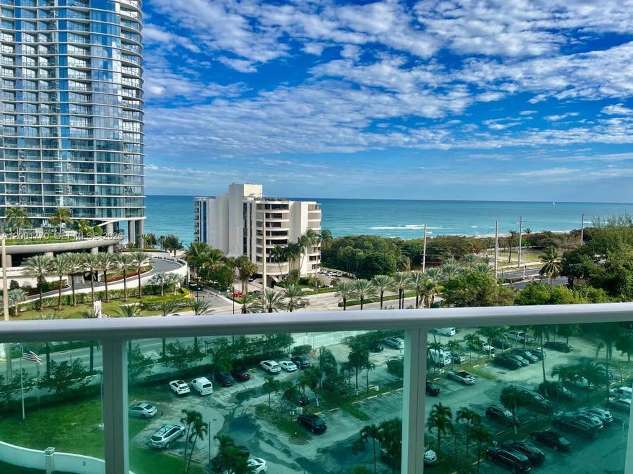 Property photo for 100 Bayview Drive, #1006, Sunny Isles Beach, FL