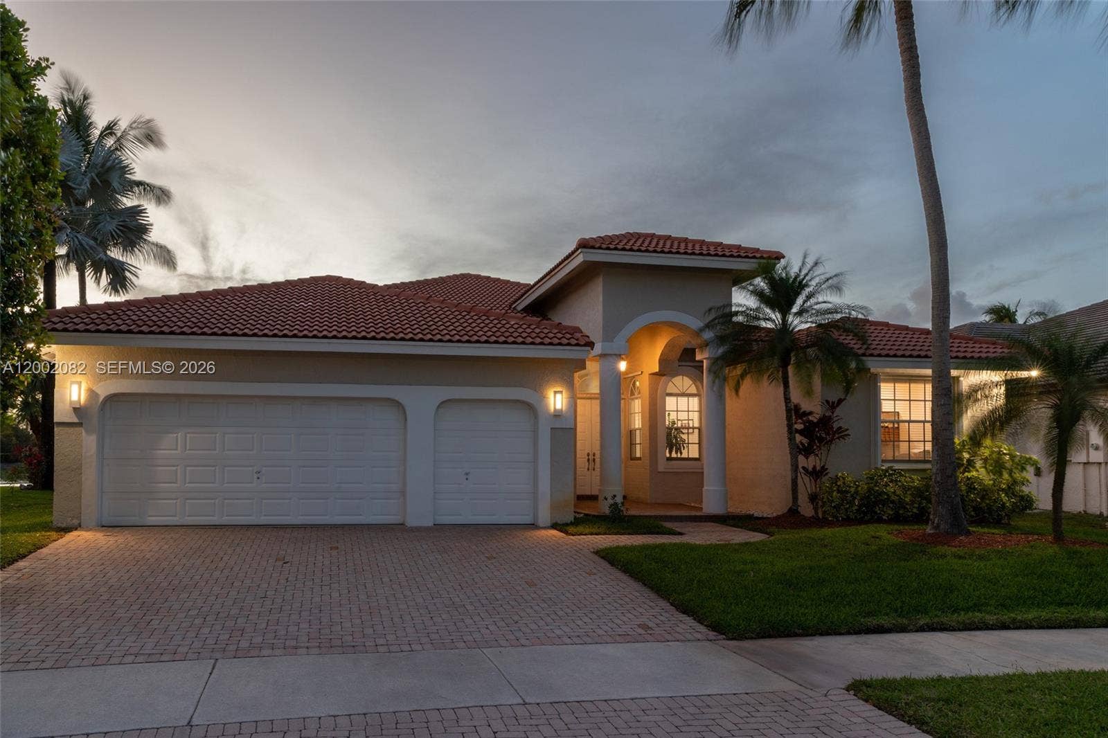 2557 Jardin Terrace, Weston, FL 33327 Photo 2