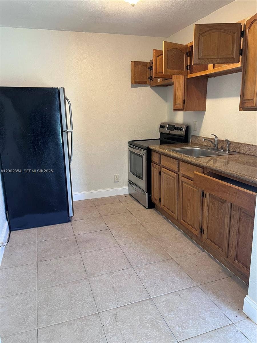 Property photo for 109 NW 14th Way, #2, Dania Beach, FL