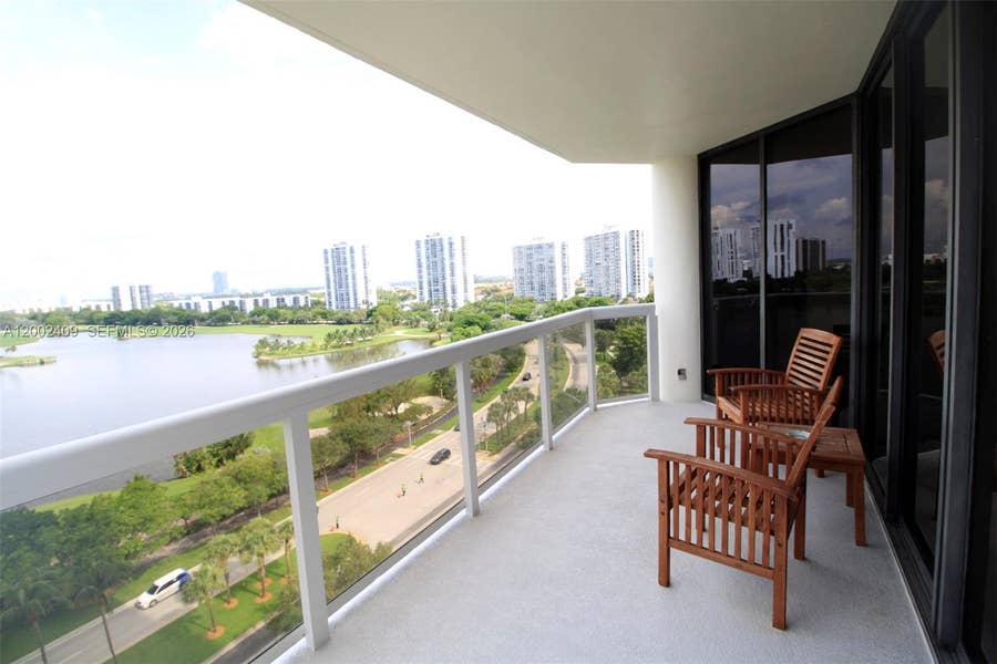Property photo for 20185 E Country Club Drive, #1105, Aventura, FL