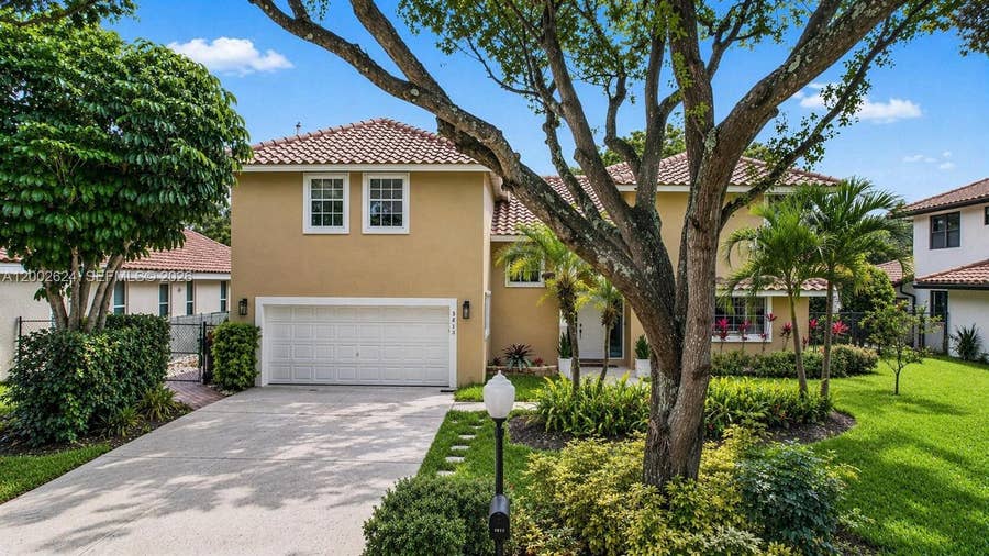 Property photo for 3613 Starboard Avenue, Cooper City, FL