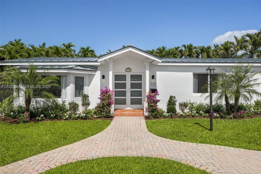 Property photo for 255 Ridgewood Road, Key Biscayne, FL