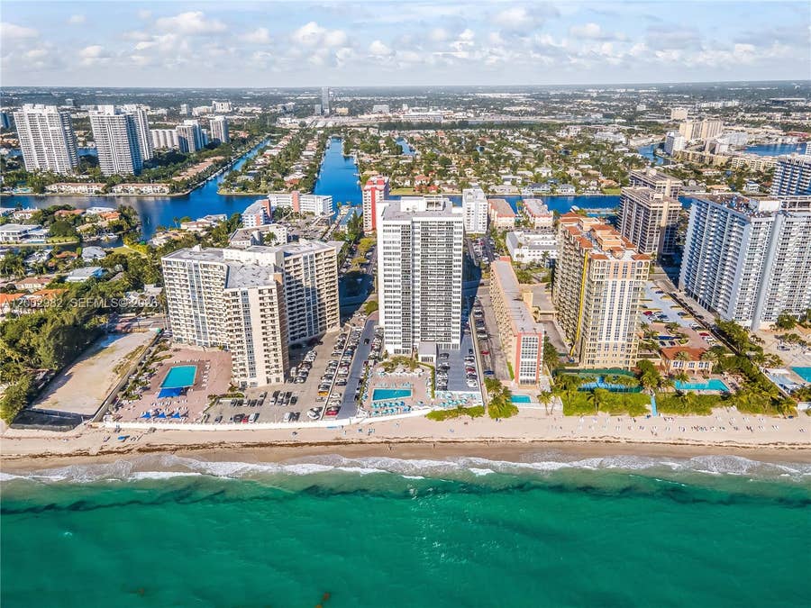 Property photo for 3140 S Ocean Drive, #606, Hallandale Beach, FL