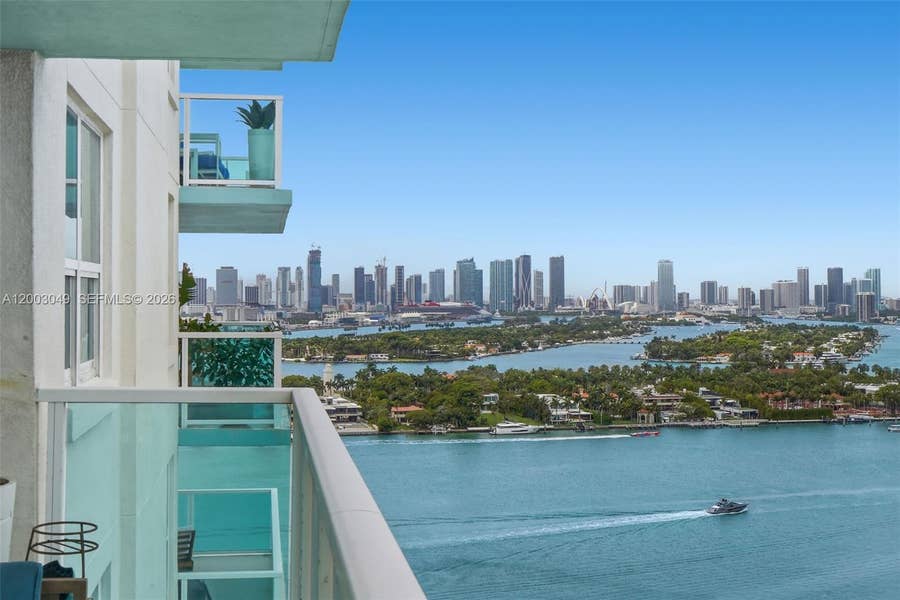 Property photo for 650 West Avenue, #2612, Miami Beach, FL