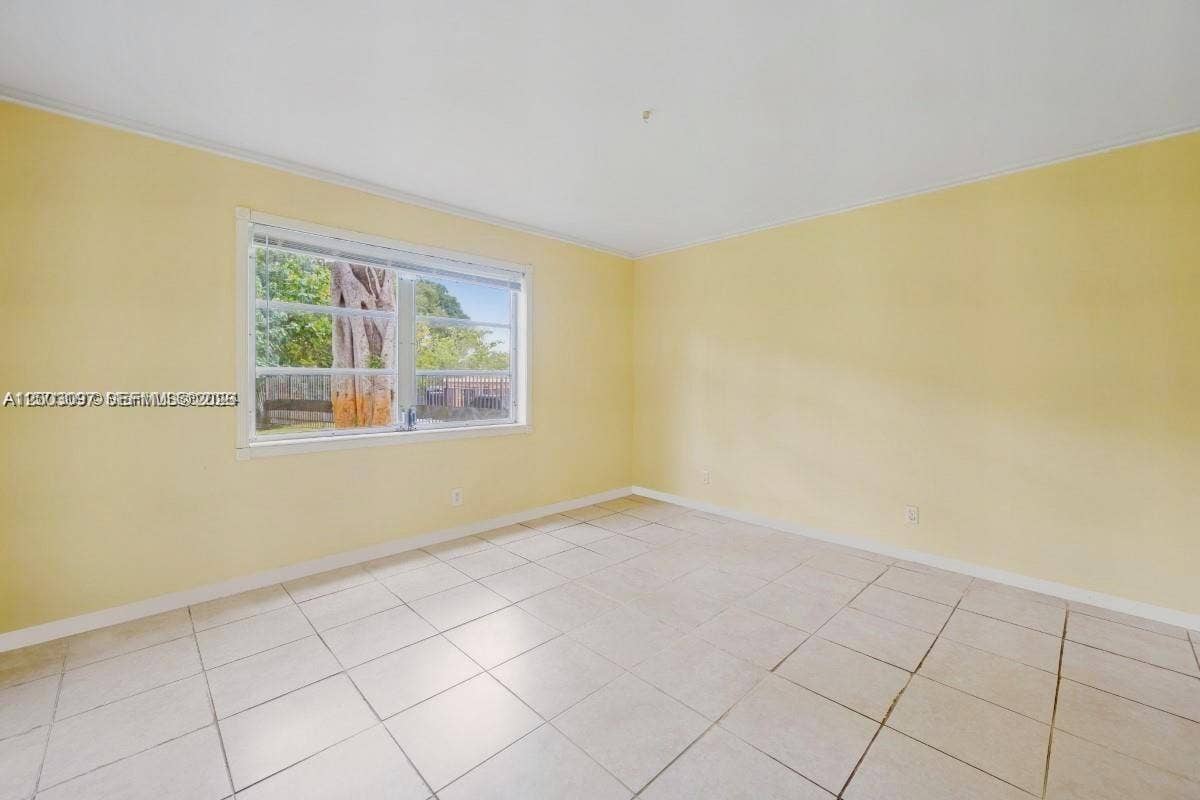 124 NE 19th Court, #114B, Wilton Manors, FL 33305 Photo 10