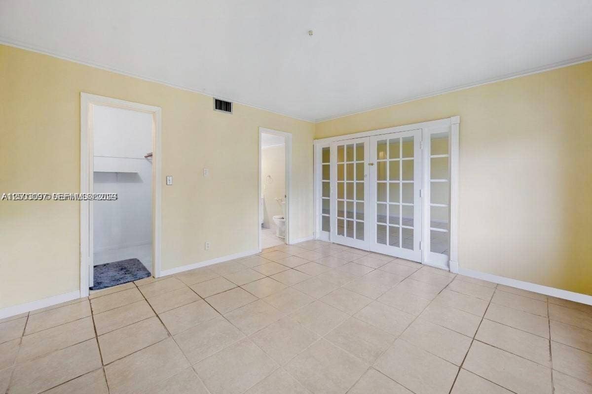 124 NE 19th Court, #114B, Wilton Manors, FL 33305 Photo 8