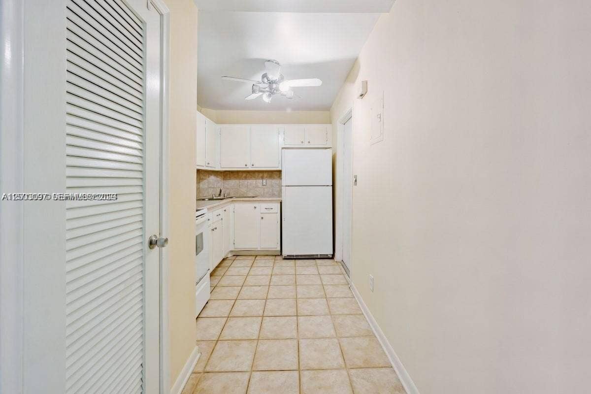 124 NE 19th Court, #114B, Wilton Manors, FL 33305 Photo 15