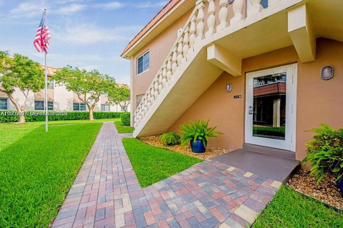 124 NE 19th Court, #114B, Wilton Manors, FL 33305 Photo 22