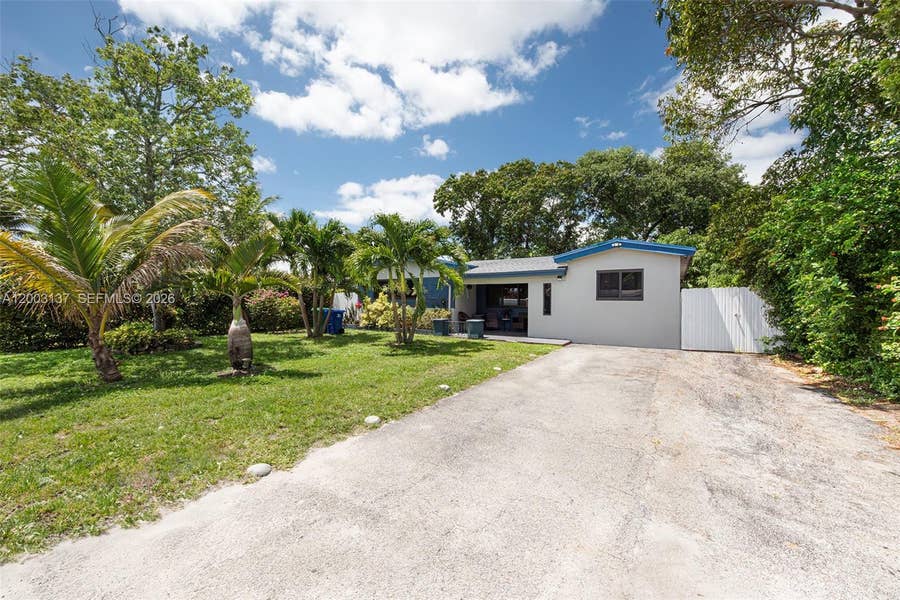 Property photo for 2630 Everglades Drive, Miramar, FL