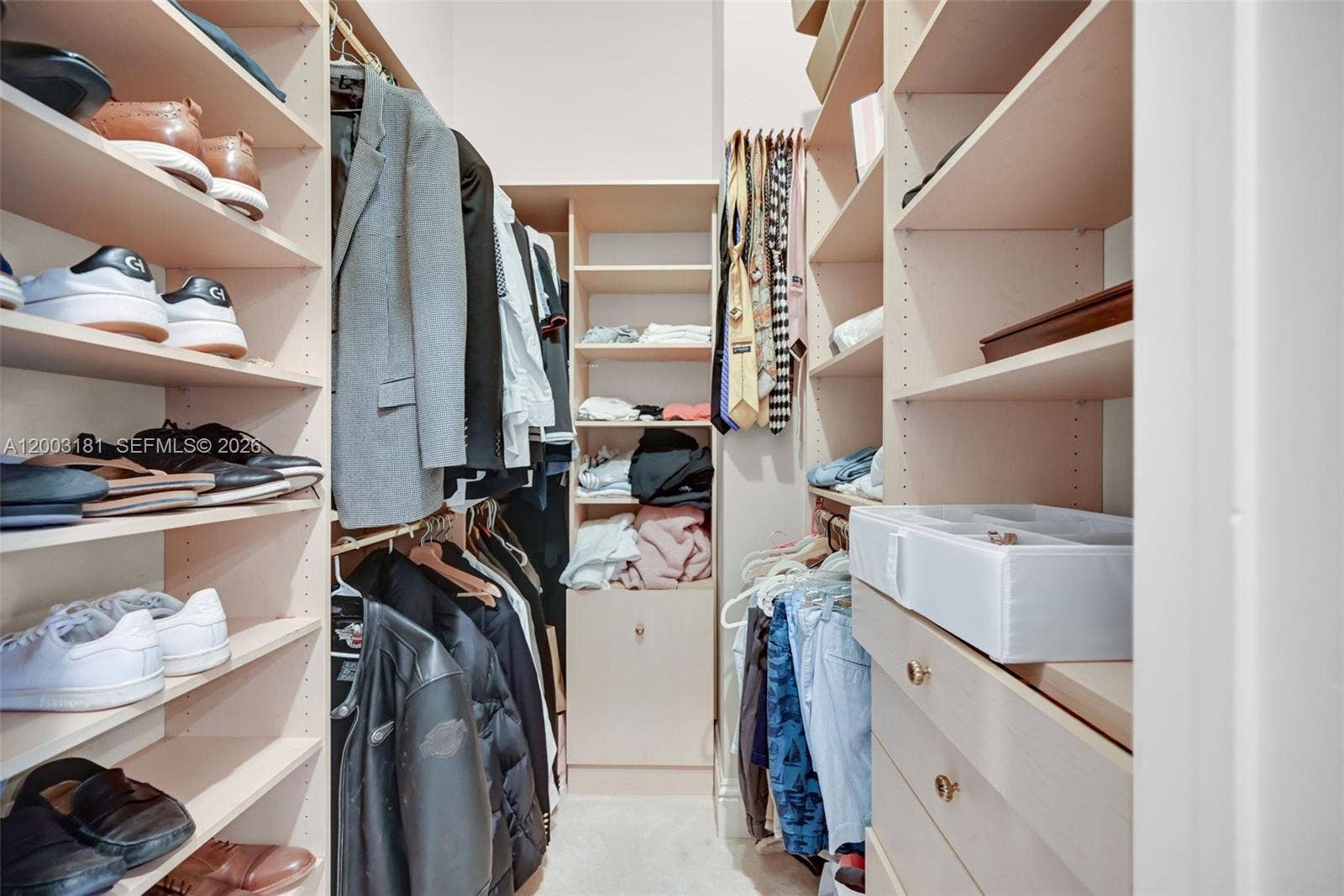10430 Kestrel Street, Plantation, FL 33324 Two Primary Bedroom Walk In Closets