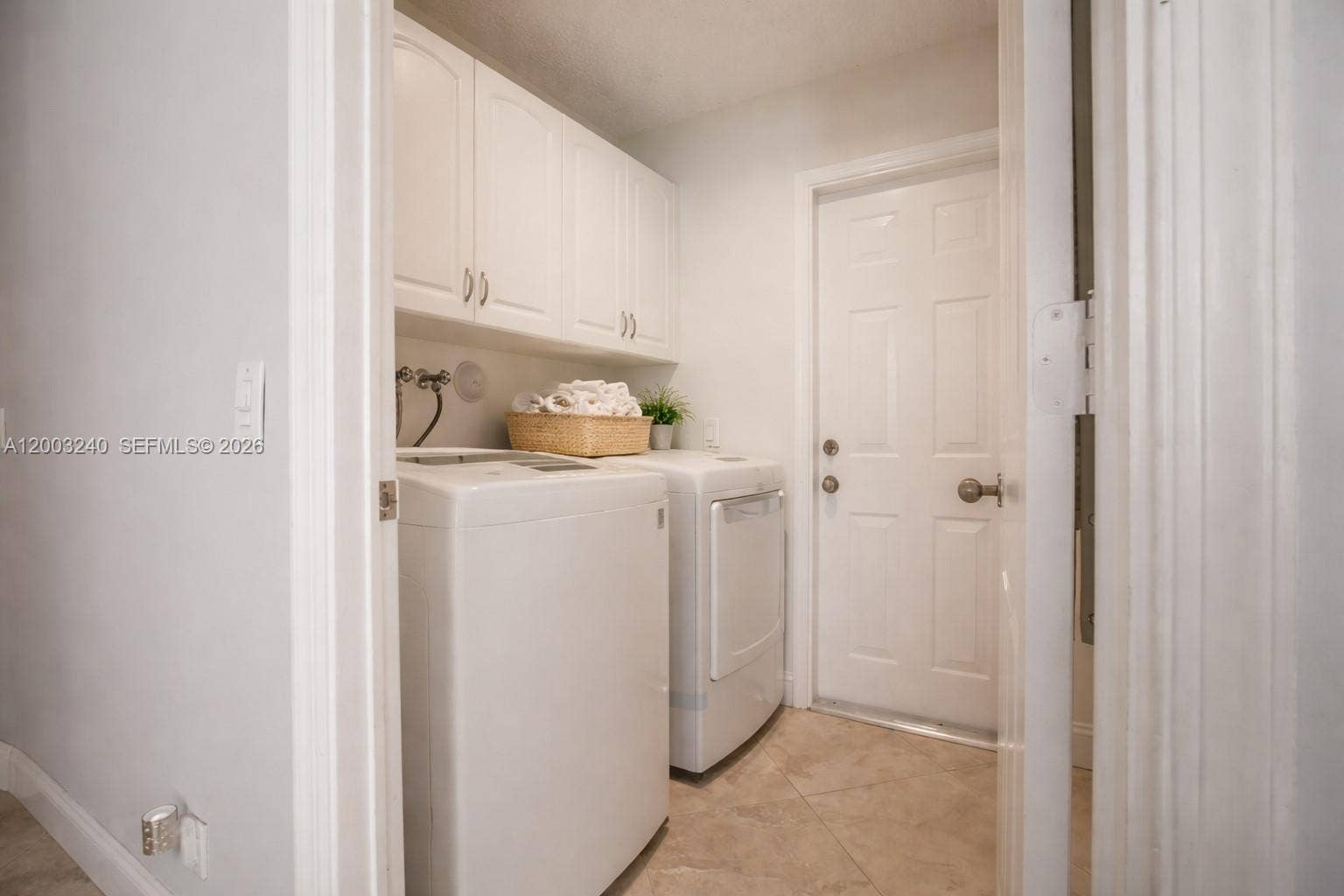 777 Tanglewood Circle, Weston, FL 33327 Photo 23