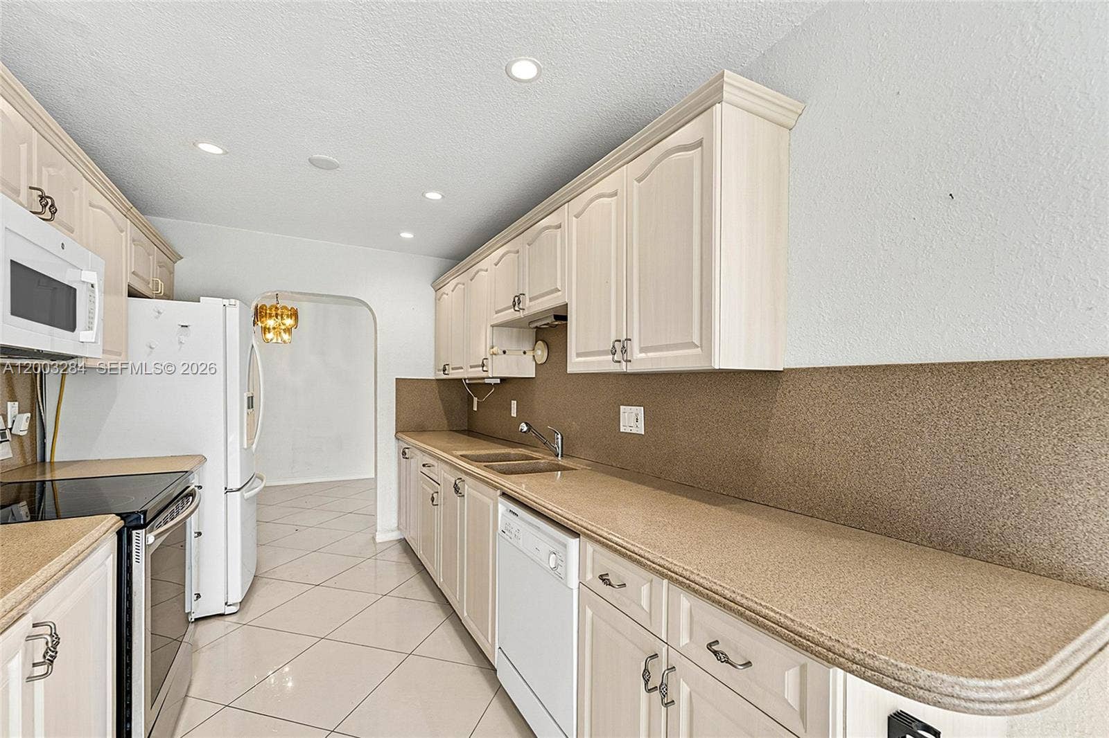 2832 NW 10th Avenue, Wilton Manors, FL 33311 Photo 13