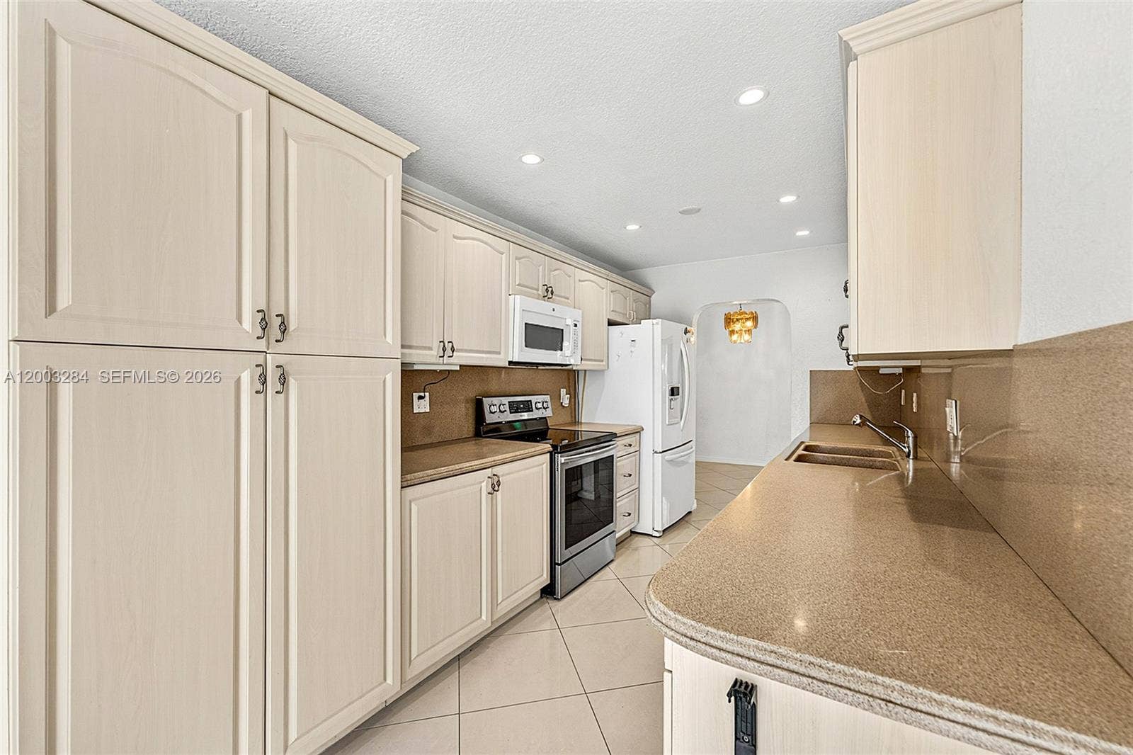2832 NW 10th Avenue, Wilton Manors, FL 33311 Photo 12