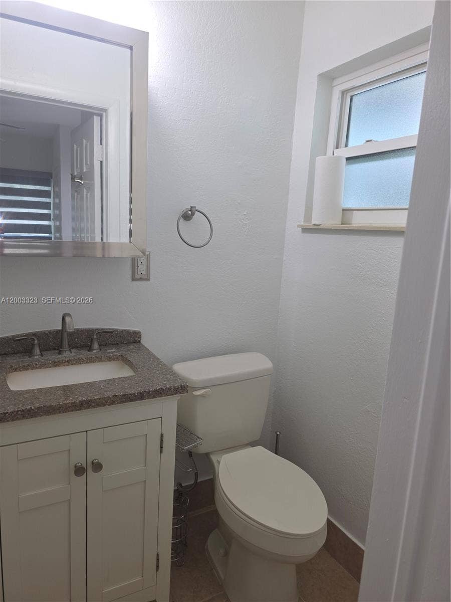 31 NE 27th Drive, Wilton Manors, FL 33334 Photo 16