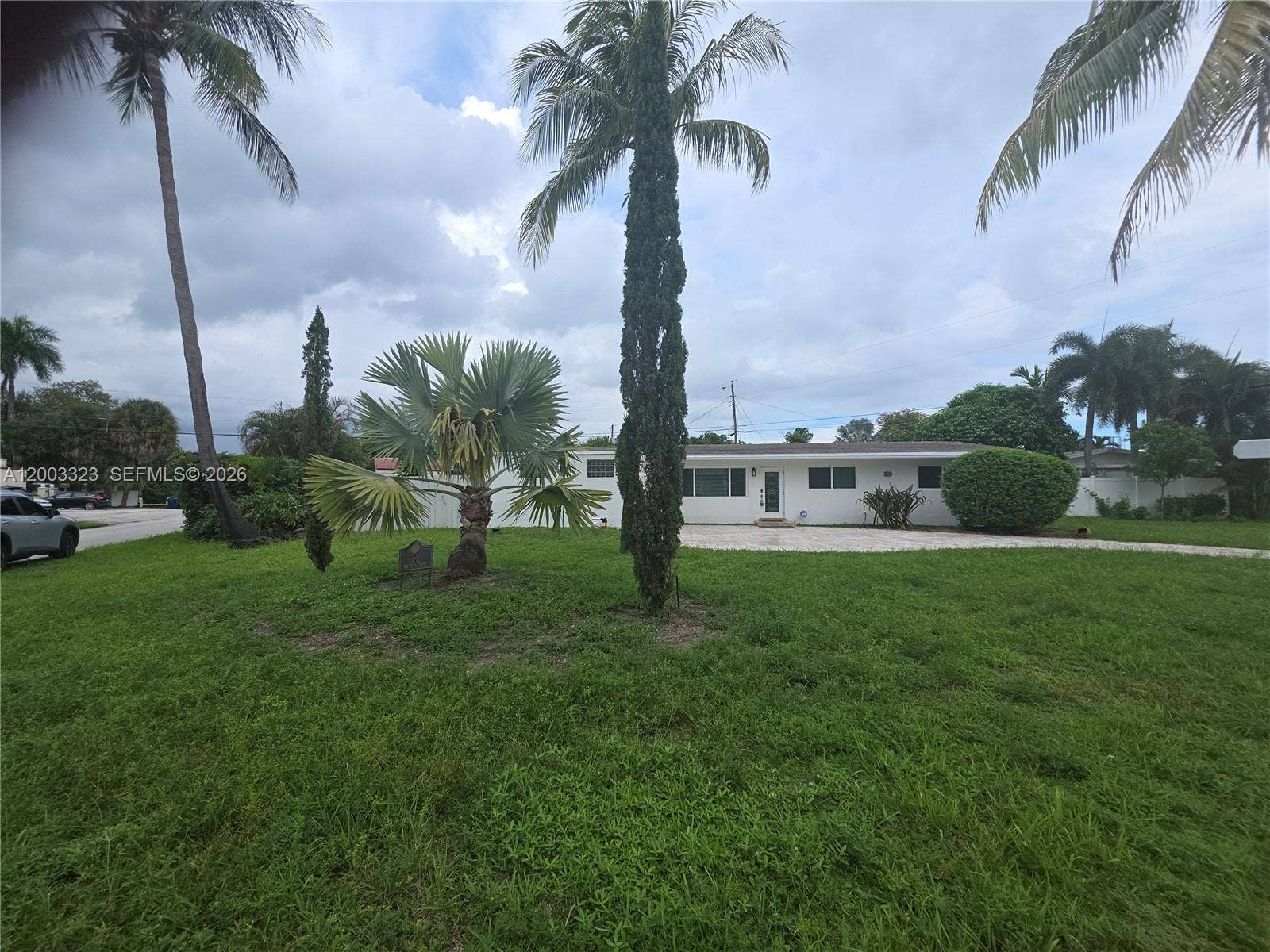 31 NE 27th Drive, Wilton Manors, FL 33334 Photo 2