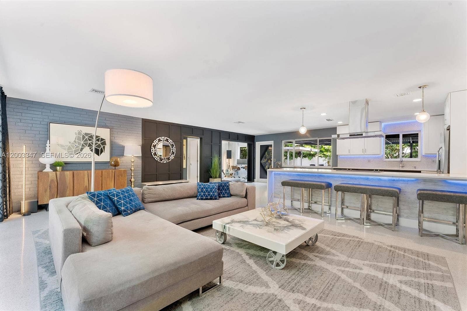 2825 NW 10th Avenue, Wilton Manors, FL 33311 Photo 1