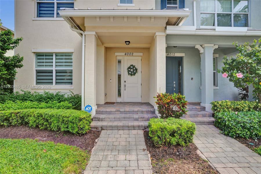 Property photo for 4002 Poinciana Lane, Hollywood, FL
