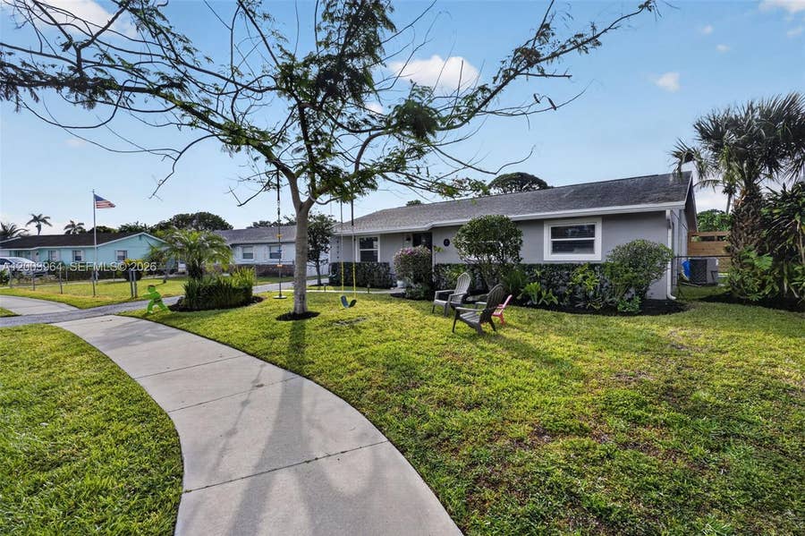 Property photo for 219 E Whitney Drive, Jupiter, FL