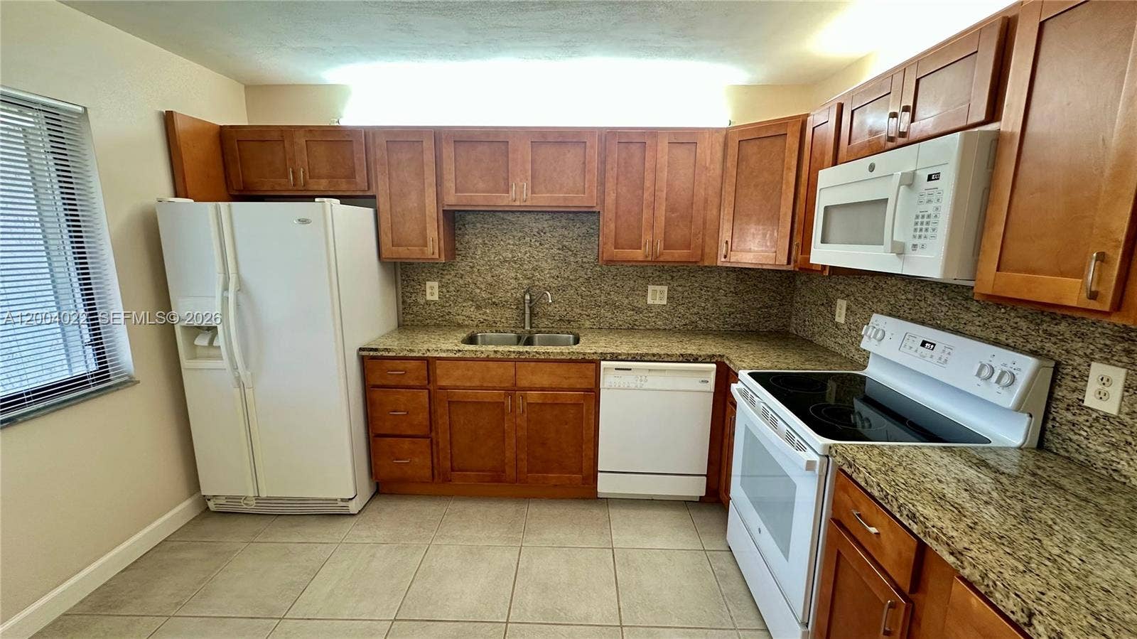 16210 Laurel Drive, #203, Weston, FL 33326 Photo 3
