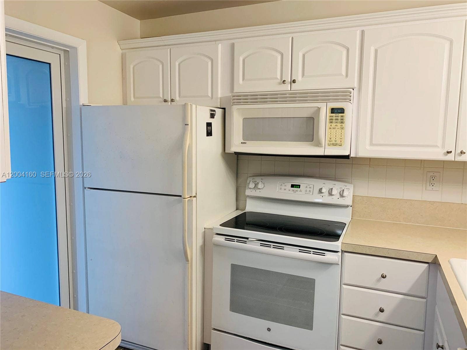 1481 S Ocean Boulevard, #211E, Lauderdale-By-The-Sea, Lauderdale By The Sea, FL 33062 Photo 2