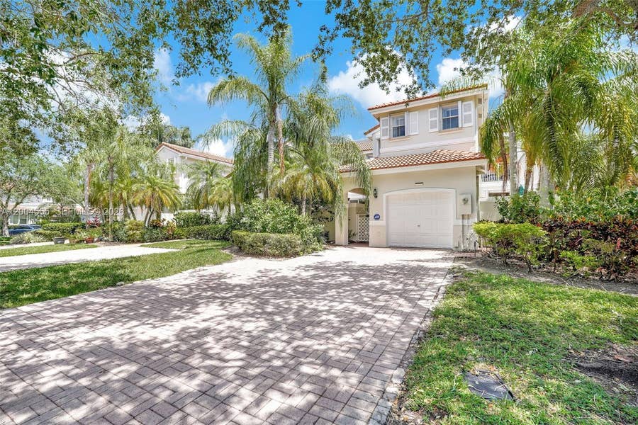 Property photo for 1675 Yellowheart Way, Hollywood, FL