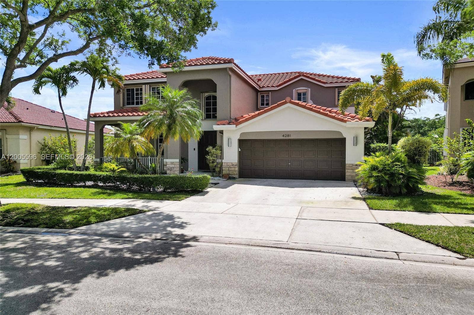 4281 Laurel Ridge Circle, Weston, FL 33331 Photo 2