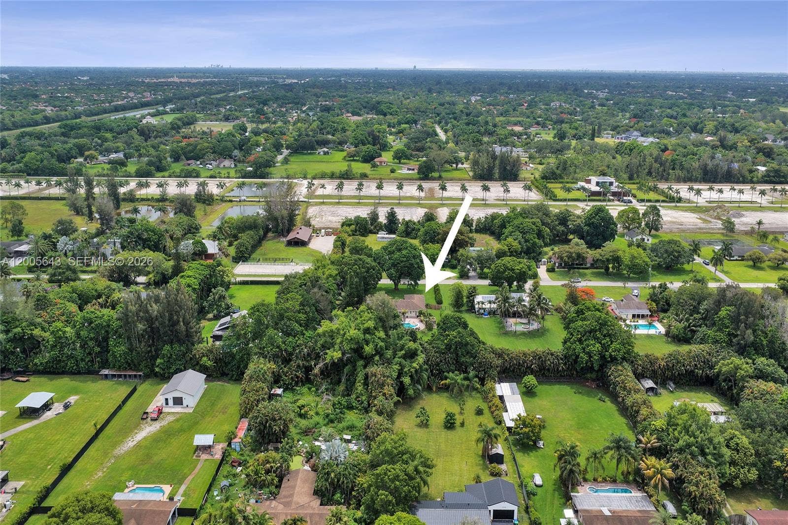 4981 SW 186th Avenue, Southwest Ranches, FL 33332 Looking east